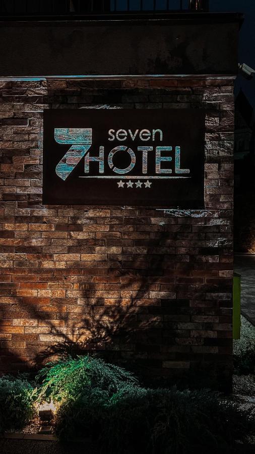 Seven Hotel Bytom - Katowice Εξωτερικό φωτογραφία